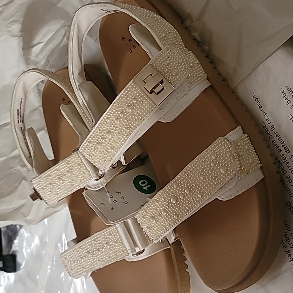 A New Day Ivory Pearl Embellished Sandals - Picture 3 of 8